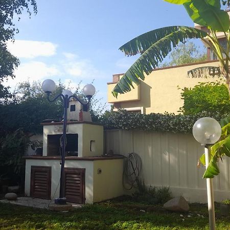 Brezza Di Mare Appartamento In Villa Con Giardino E Spiaggia ,Casa Vacanze Al Mare Quartu SantʼElena Kültér fotó