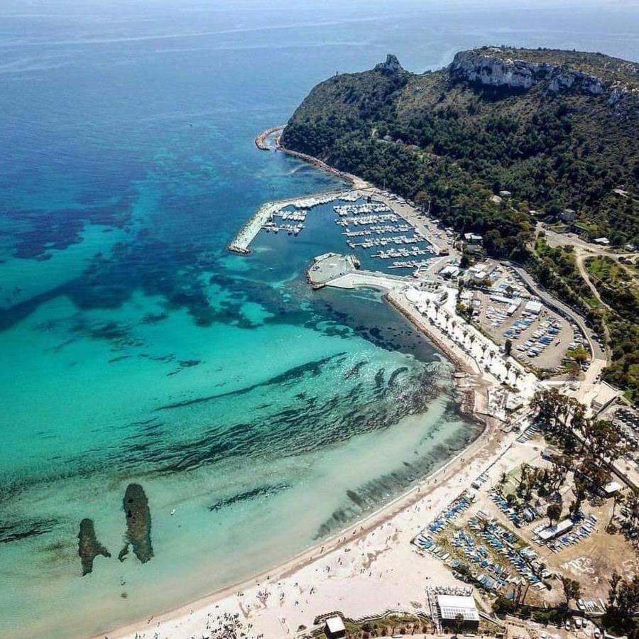 Brezza Di Mare Appartamento In Villa Con Giardino E Spiaggia ,Casa Vacanze Al Mare Quartu SantʼElena Kültér fotó