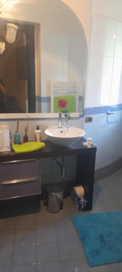 Brezza Di Mare Appartamento In Villa Con Giardino E Spiaggia ,Casa Vacanze Al Mare Quartu SantʼElena Kültér fotó